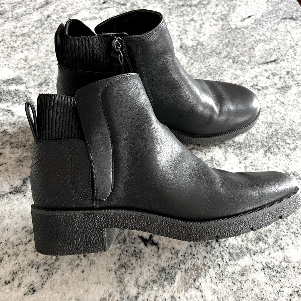 Dr Scholl’s Black Trix Bootie